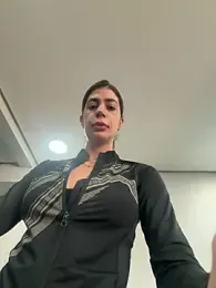 zelyramonvielly webcam stripchat model stream image