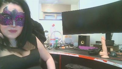 LaDamaNeraOF webcam model stream image
