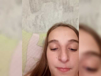 Kykolka-1 webcam bongacams model stream image