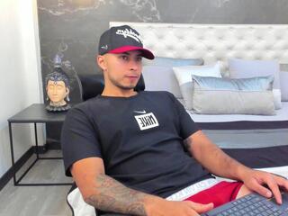 Brandon Flex webcam model stream image