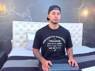 Brandon Flex webcam model stream image