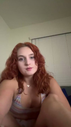 AURORASCARLOT webcam model stream image
