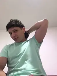 Mattsmiling444 webcam model stream image
