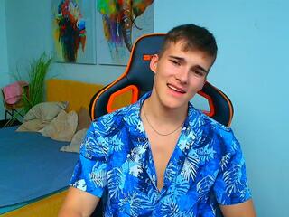 Joel Lopez webcam model stream image