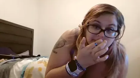 HoneyBear19 webcam model stream image