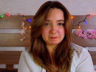 Lucille Clyde webcam model stream image