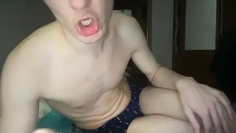 Lamonteik webcam model stream image