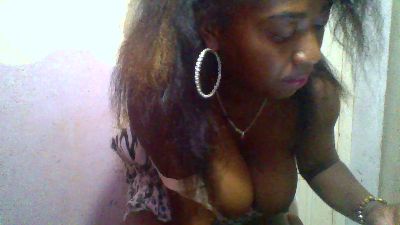 Julie2499 webcam model stream image