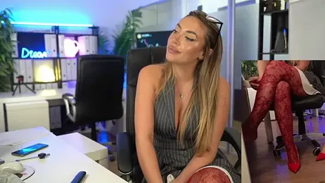 BabesGoWild webcam model stream image