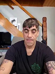 Elnonoykeila77 webcam model stream image