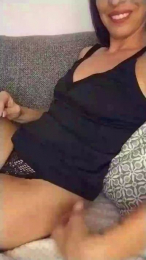 Nayaa_rose webcam model stream image