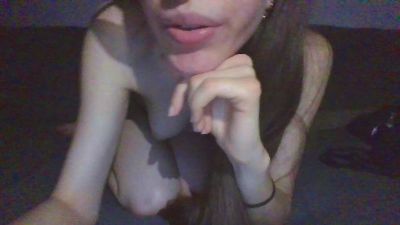 Nanahings webcam model stream image
