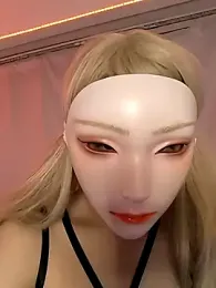 Girliemask webcam model stream image
