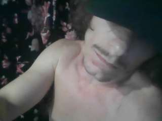 thatishuge webcam model stream image