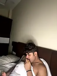 Vihaaanfucks webcam model stream image