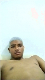 Morenogiga webcam model stream image