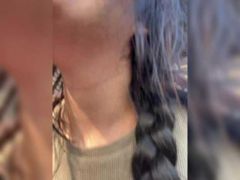 CurvyWoman- webcam model stream image