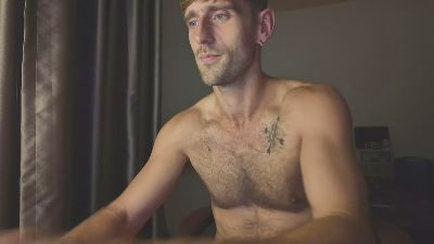 LukeGunn webcam model stream image