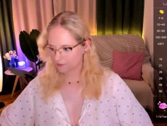 sheslinki webcam model stream image