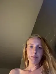 zooted2323 webcam model stream image