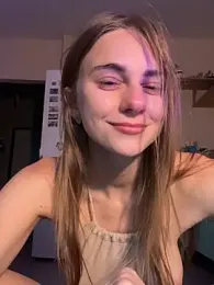 GraceTorrez webcam stripchat model stream image
