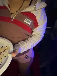 Jennysbakery webcam model stream image