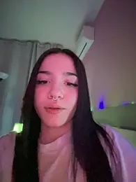 ShannonShanny webcam model stream image