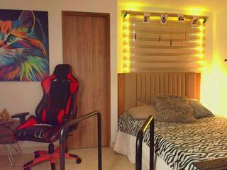Morthy D webcam model stream image