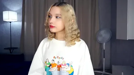 KelleLillie webcam model stream image