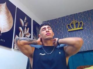 Adrian Rae webcam model stream image