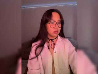 SweetFury webcam model stream image