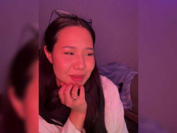 SweetFury webcam model stream image