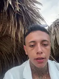 _PhillipBrown webcam model stream image