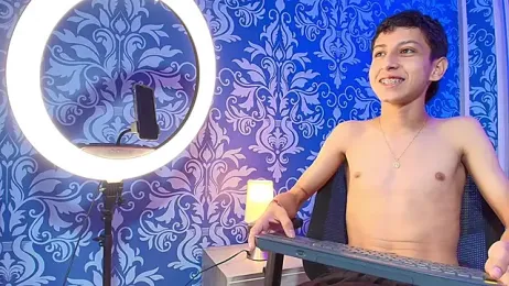 spicyslim_ webcam model stream image