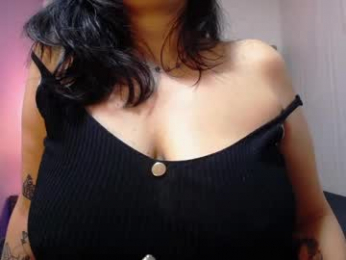 miss_antonellaa_ webcam model stream image
