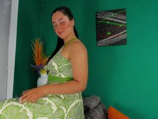 evaa-grey webcam model stream image
