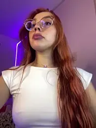 Meliina_ webcam model stream image