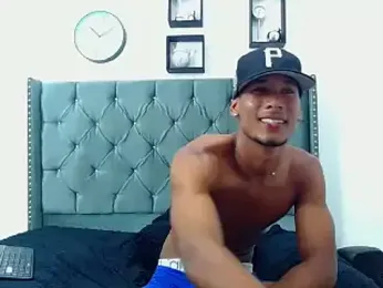straight_latin webcam model stream image