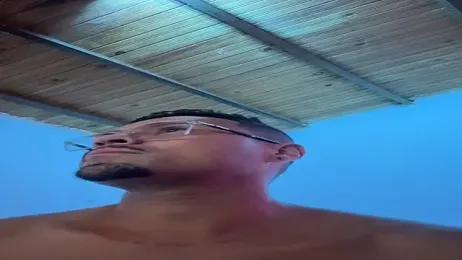 Maxi_mux_1 webcam stripchat model stream image