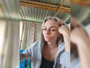 Evangelina2909rus webcam model stream image