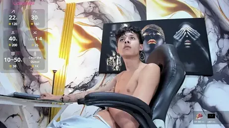 Axel_Night webcam model stream image