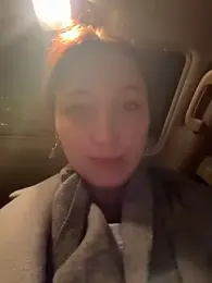 DollyTall webcam model stream image