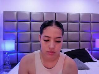 Velvet Vixens webcam model stream image