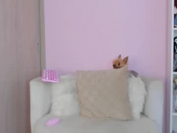 naileea webcam model stream image