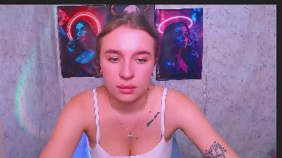 JuliLa_ webcam model stream image