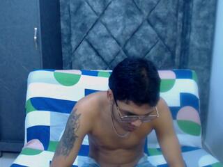 David Try webcam model stream image