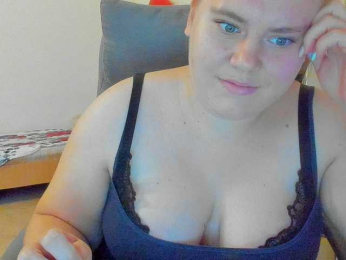 Leilia webcam model stream image