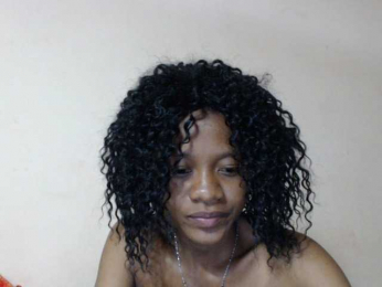 Aslheya webcam model stream image