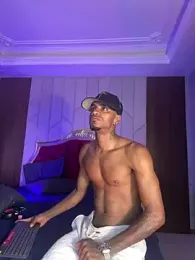 AaronCruz_ webcam stripchat model stream image