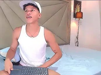 Owen_valentin webcam stripchat model stream image